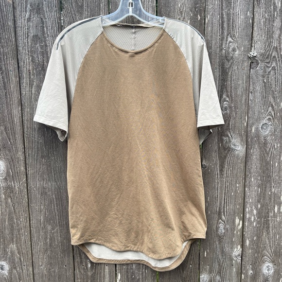 lululemon athletica Other - Lululemon Men’s Tan Active Tee M